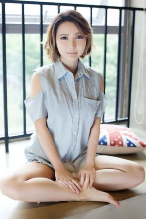乡村裸体舞一区二区三区_1080影视在线观看