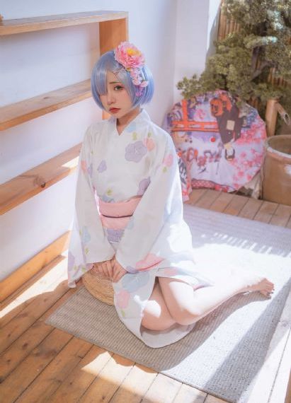 欧美婷婷六月丁香一区二区_BD国语免费高清观看