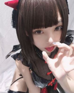 欧美麻豆一精品一av一免费_全集无删减版高清免费观看