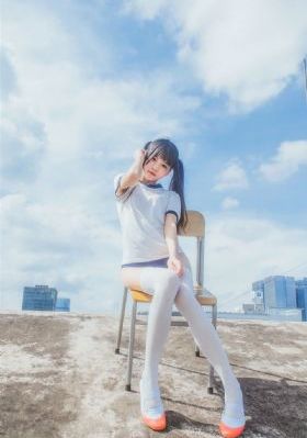 青草青草欧美日本一区二区_1080完整版观看