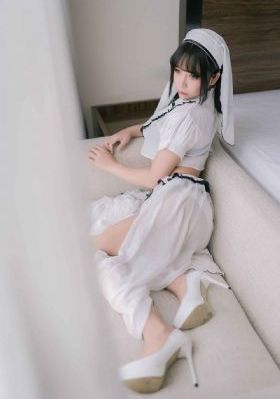 狠狠噜噜_720超清在线观看
